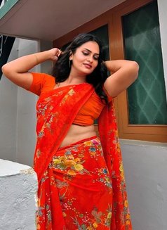 Yazhu Milky Shemale(cam Session) - Acompañantes transexual in Chennai Photo 1 of 5