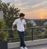 Yazi - Companion & Sex Service - Male escort in Dubai