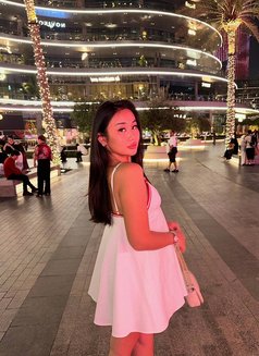 Yazmin - escort in Hong Kong Photo 8 of 14