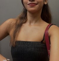 Yeheli - escort in Colombo