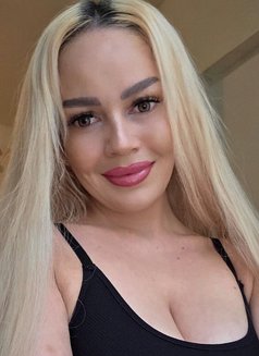 Yelena - escort in Dubai Photo 3 of 13