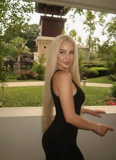Yelena - escort in Dubai Photo 13 of 13
