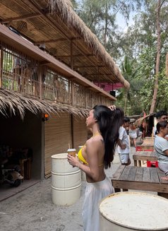 Yen - Transsexual escort in Makati City Photo 22 of 24