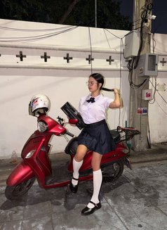 Yen - Transsexual escort in Makati City Photo 13 of 13