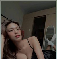 Yên Party girl - escort in Hong Kong Photo 1 of 5