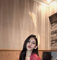 Yên Party girl - escort in Hong Kong