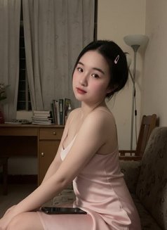 Yena - masseuse in Al Juffair Photo 8 of 10