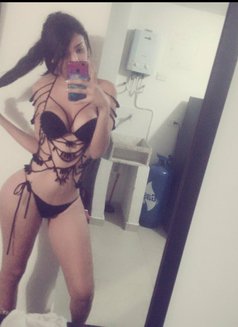 Angelica doll XL - Transsexual escort in Dubai Photo 16 of 18