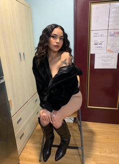 Yen - escort in Taipei Photo 6 of 10