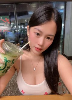 Yesha - escort in Cebu City Photo 4 of 7