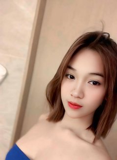 Yesha - escort in Manila Photo 1 of 5