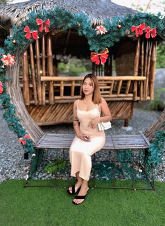 Yesha - escort in Manila Photo 3 of 5