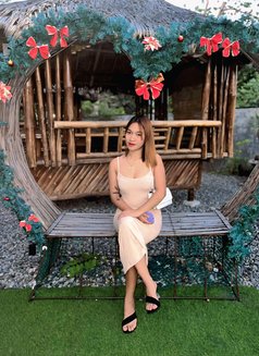 Yesha - escort in Manila Photo 4 of 5