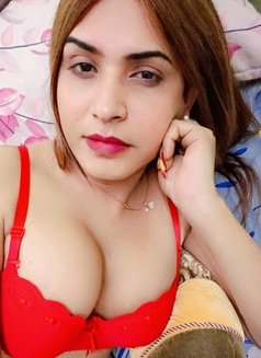 Yesna ji Versatile - Transsexual escort in New Delhi Photo 4 of 5