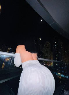 Yess - escort in Dubai Photo 5 of 7