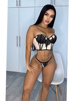 Yessica LAST DAYS - puta in Dubai Photo 9 of 12