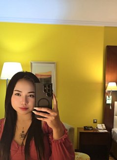 Yeye - companion in Dubai Photo 5 of 5