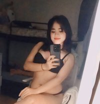 Yezey - escort in Manila