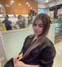 Yhana - escort in Manila Photo 1 of 2