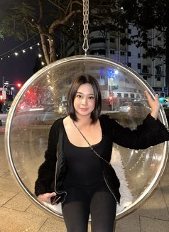Yhen4uxxx - Transsexual escort in Manila Photo 20 of 28
