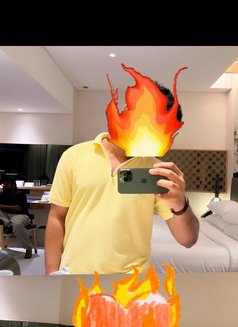 Yhhsx - Male companion in Dubai Photo 1 of 1