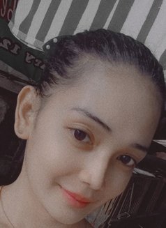 Yhumiko - Transsexual escort in Manila Photo 2 of 7