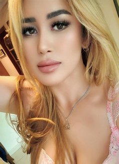 Yiasaniy - escort in Dubai Photo 3 of 16