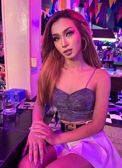 Yingying Lb - Transsexual escort in Phuket Photo 1 of 3