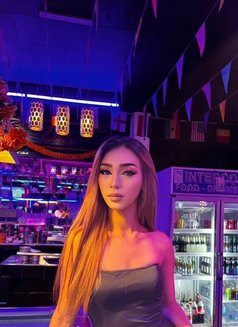 Yingying Lb - Transsexual escort in Phuket Photo 3 of 3