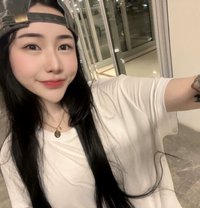 Yiyi - escort in Manila