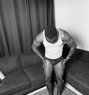Yizoh - Acompañantes masculino in Nairobi Photo 1 of 4