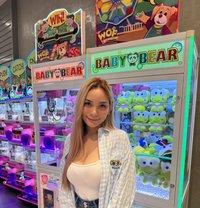 Yla - escort in Taipei Photo 6 of 8