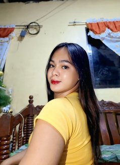 Yllana - puta in Manila Photo 4 of 4