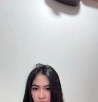 Yna - puta in Manila