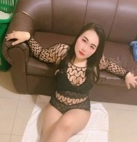 Yo Yo/Thai/Full Service/Anal/Rimming - puta in Dubai Photo 5 of 16