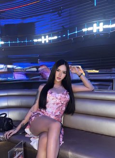Yoana Putri - Transsexual escort in Singapore Photo 5 of 11
