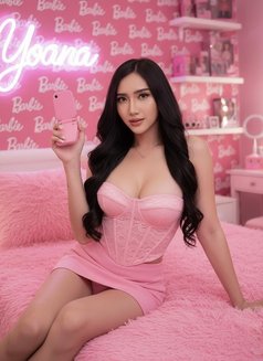 Yoana Putri - Transsexual escort in Singapore Photo 6 of 11