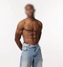 Yoel - Male companion in Madrid Photo 1 of 5