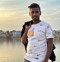 Yogesh Desi Boy - Acompañantes masculino in Mumbai