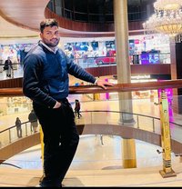 Yogesh - Male escort in Gurgaon