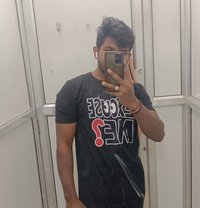 Yogesh - Male escort in Mumbai