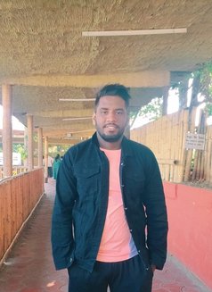 Yogiji - Acompañantes masculino in Ahmedabad Photo 1 of 1