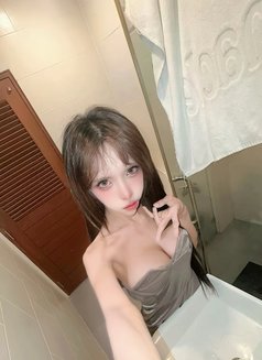 Yogurt - Transsexual escort in Bangkok Photo 7 of 12