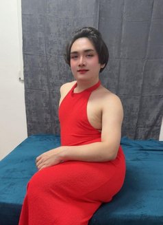 Yoko full service available - Transsexual escort in Doha Photo 1 of 3