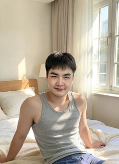 Yoko full service available - Acompañantes transexual in Abu Dhabi Photo 1 of 4