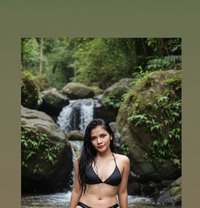 Yolla - escort in Bali