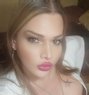 Yolla - Transsexual escort in Beirut Photo 17 of 18
