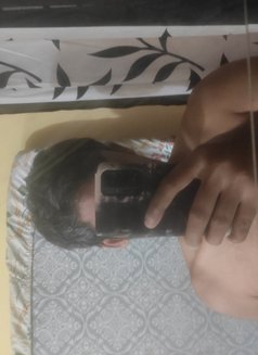 Yom - Acompañantes masculino in Bangalore Photo 3 of 4