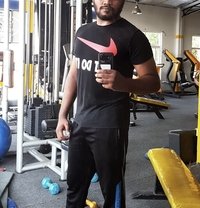 Yon E Sh96 - Male escort in Colombo
