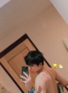 Yonas - masseur in Doha Photo 2 of 5